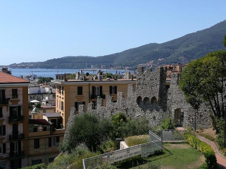 Appartement La Finestra Sul Parco à La Spezia Extérieur photo